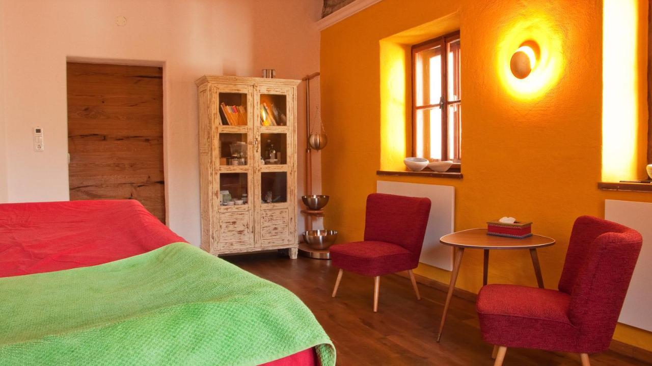 Tauglerei Appartement Enzian In Den Zauberbergen Sankt Koloman Eksteriør billede